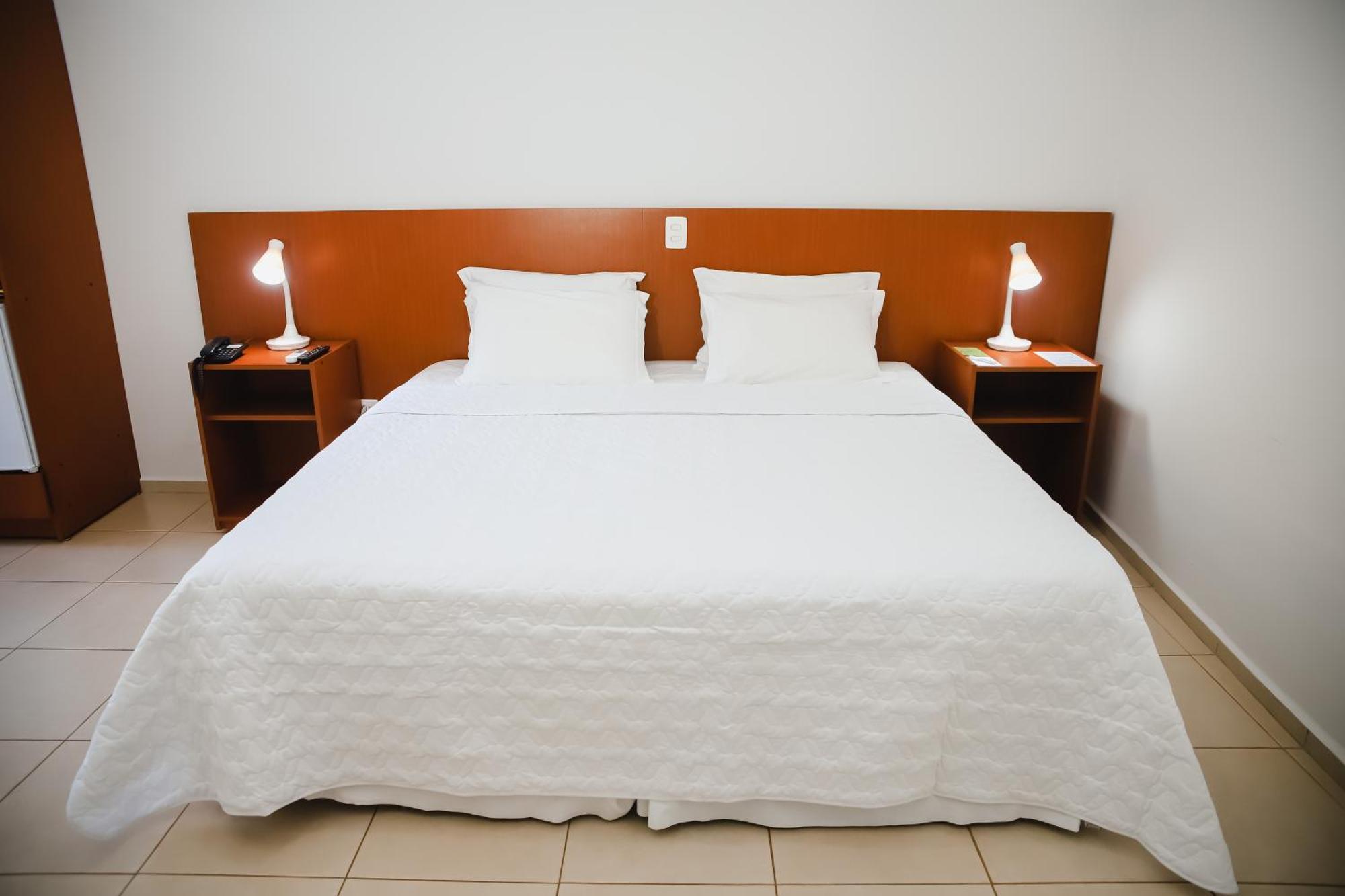 Hotel Água Das Araras Paraguacu Paulista Zimmer foto
